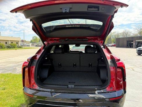 Used 2024 Chevrolet Blazer EV RS image 28