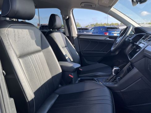 Used 2024 Volkswagen Tiguan Wolfsburg Edition image 26
