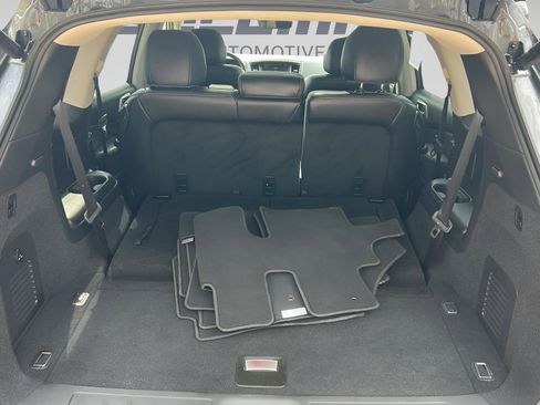 Used 2020 Nissan Pathfinder Platinum AWD/4WD image 29
