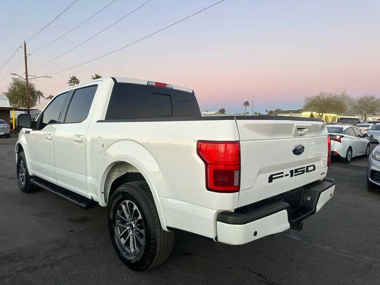 Used 2019 Ford F150 Lariat w/ Equipment Group 502A Luxury AWD/4WD image 4