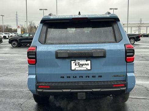 New 2025 Toyota 4Runner TRD Off-Road image 33