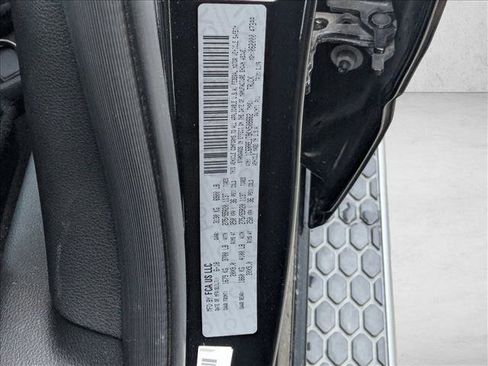 Used 2019 RAM 1500 Laramie image 28