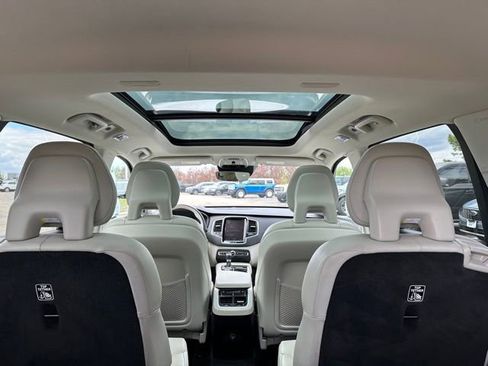 Used 2020 Volvo XC90 T6 Momentum w/ Protection Package Premier AWD/4WD image 14