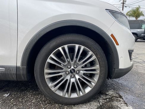 Used 2018 Lincoln MKX Reserve w/ Driver Assistance Package image 25
