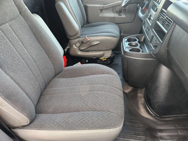 Used 2025 Chevrolet Express 2500 w/ Driver Convenience Package RWD image 18