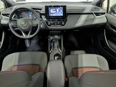 Used 2025 Toyota Corolla SE FWD image 11