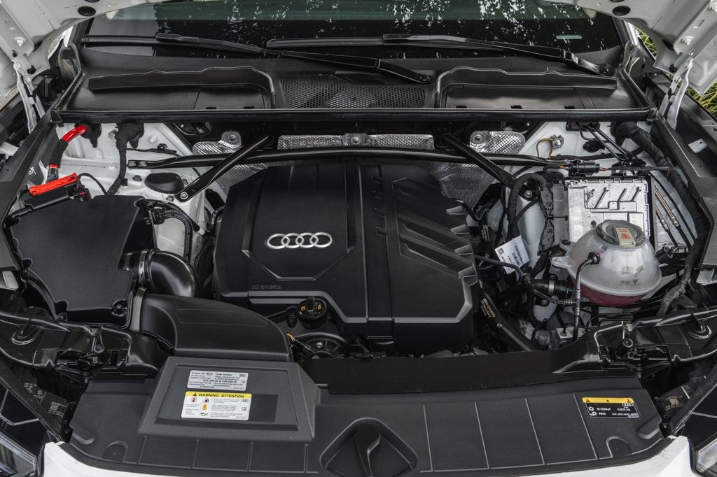 Used 2021 Audi Q5 2.0T Premium Plus w/ Premium Plus Package AWD/4WD image 30