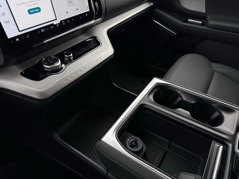 New 2026 Ford Expedition Max Active image 21