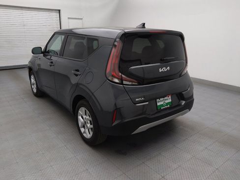 Used 2025 Kia Soul LX w/ LX Technology Package FWD image 5