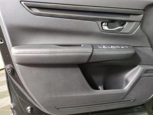 Certified 2025 Honda CR-V EX image 14