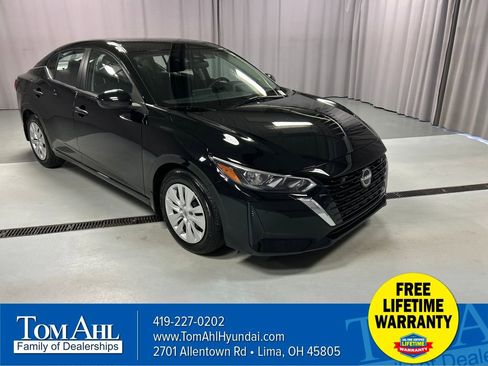 Used 2025 Nissan Sentra S FWD image 1
