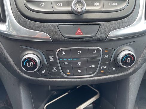 Used 2019 Chevrolet Equinox LT AWD/4WD image 19