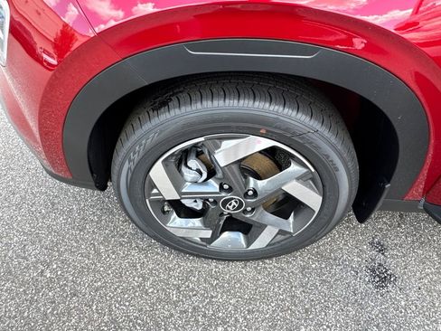 New 2025 Hyundai Venue Limited image 22