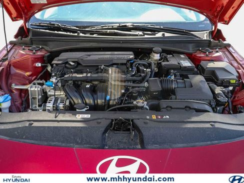 New 2025 Hyundai Elantra Sport FWD image 8