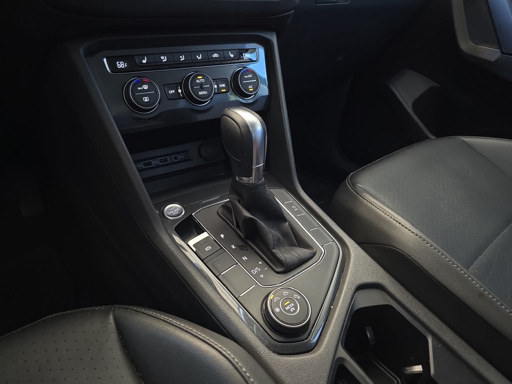 Used 2019 Volkswagen Tiguan SE AWD/4WD image 26