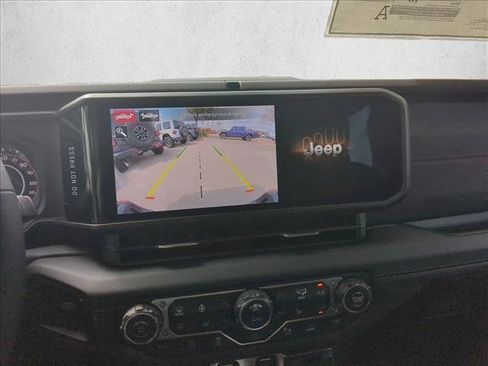 New 2026 Jeep Gladiator Rubicon AWD/4WD image 13