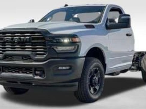 New 2026 RAM 3500 Tradesman AWD/4WD image 19