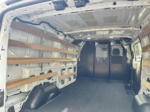 Used 2024 Ford Transit 250 Low Roof w/ Exterior Upgrade Package image 31