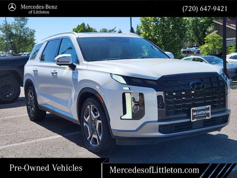 Used 2023 Hyundai Palisade Limited w/ Cargo Package AWD/4WD image 3