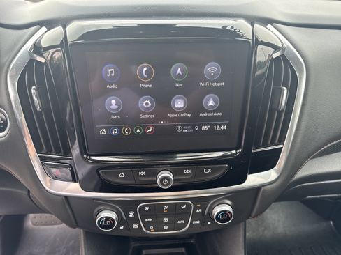Used 2023 Chevrolet Traverse RS AWD/4WD image 16