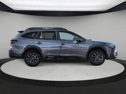 Used 2023 Subaru Outback Onyx Edition image 9
