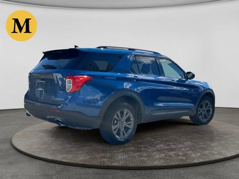 Used 2022 Ford Explorer XLT w/ Equipment Group 202A AWD/4WD image 5