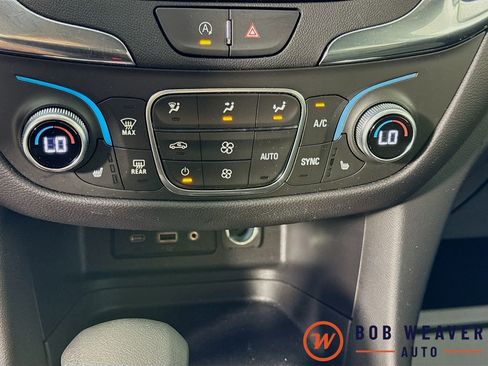 Used 2024 Chevrolet Equinox LT image 16