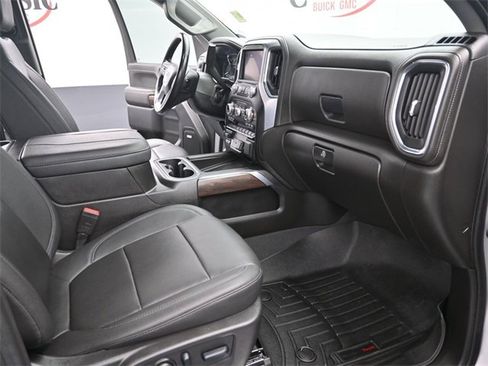 Used 2023 GMC Sierra 2500 SLT w/ SLT Premium Package image 16