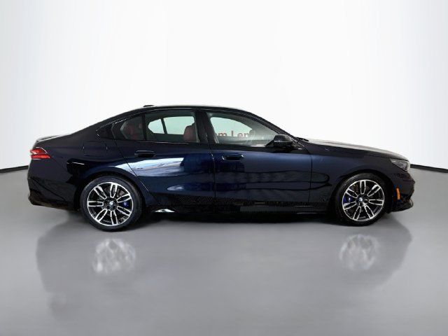 Used 2026 BMW 540i xDrive w/ M Sport Package AWD/4WD image 8