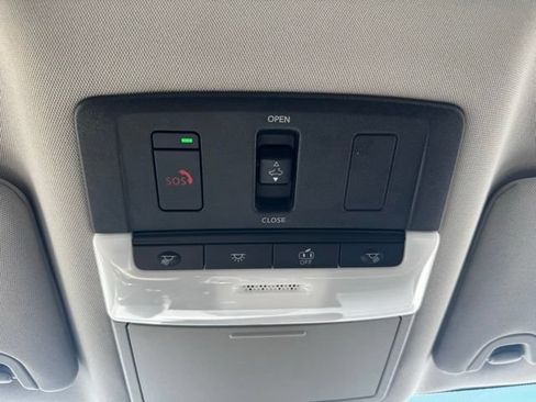 Used 2023 Nissan Altima 2.5 SL FWD image 29