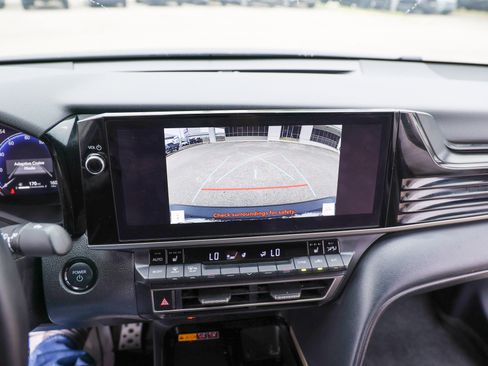Used 2025 Toyota Camry XSE FWD image 22