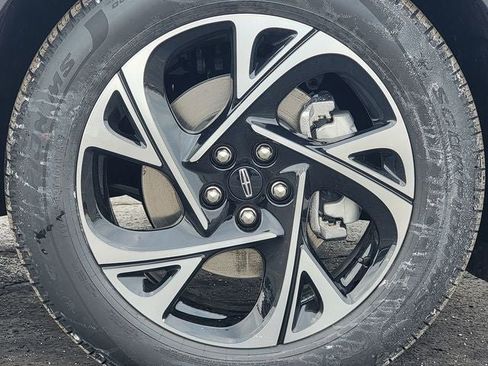 New 2026 Lincoln Nautilus Premier w/ Equipment Group 102A image 17