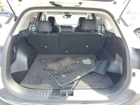 Used 2024 Kia Sportage EX AWD/4WD image 7