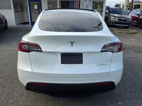 Used 2023 Tesla Model Y Long Range AWD/4WD image 6