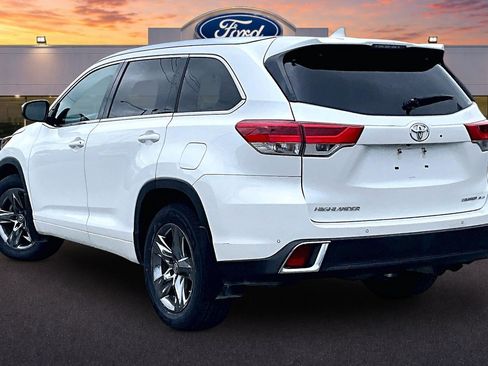 Used 2018 Toyota Highlander Limited Platinum AWD/4WD image 2