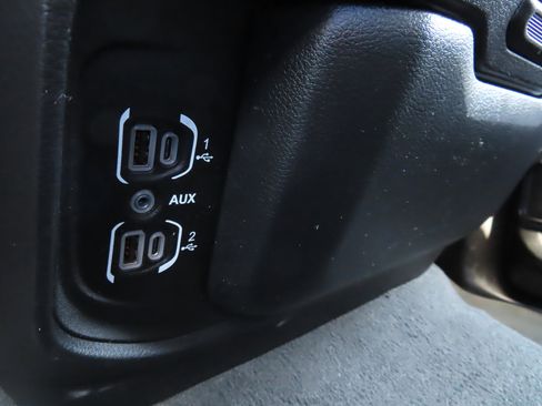 Used 2023 RAM 1500 Big Horn image 25