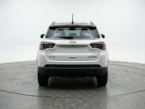 Used 2025 Jeep Compass Limited AWD/4WD image 7