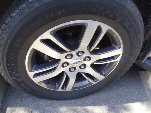 Used 2024 Ford Expedition Limited RWD image 8