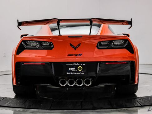 Used 2019 Chevrolet Corvette ZR1 RWD image 15