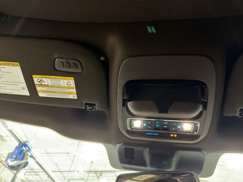 Used 2025 Ford F350 King Ranch w/ Chrome Package image 30