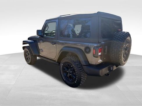 Used 2021 Jeep Wrangler Sport AWD/4WD image 5
