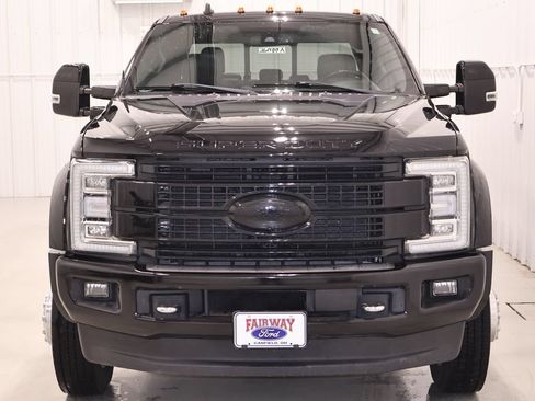 Certified 2019 Ford F450 Platinum w/ Platinum Ultimate Package AWD/4WD image 5