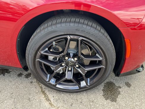 Used 2024 Dodge Charger Daytona R/T w/ Plus Group AWD/4WD image 11
