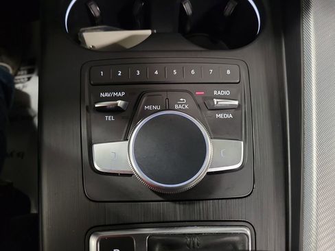 Used 2019 Audi A4 2.0T Premium Plus w/ Premium Plus Package AWD/4WD image 18