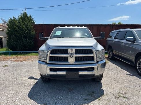 Used 2018 RAM 2500 Tradesman w/ Chrome Appearance Group AWD/4WD image 10