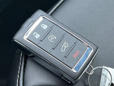 New 2025 Jeep Grand Cherokee Limited w/ Trailer Tow Package image 33