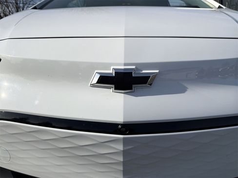 Used 2023 Chevrolet Bolt LT image 27