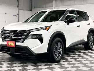 New 2025 Nissan Rogue S video 2