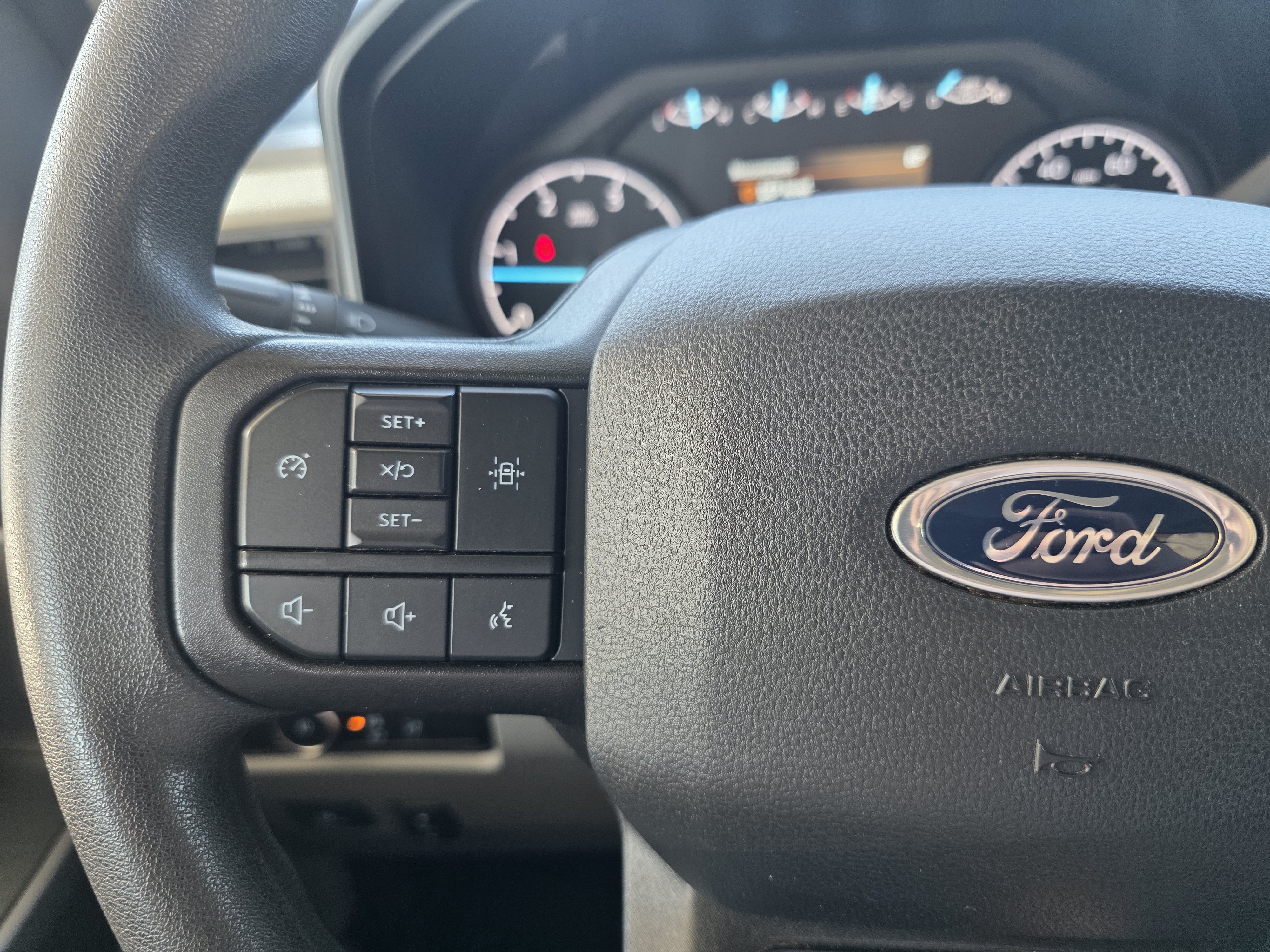 Used 2026 Ford F350 XLT w/ XLT Value Package AWD/4WD image 21