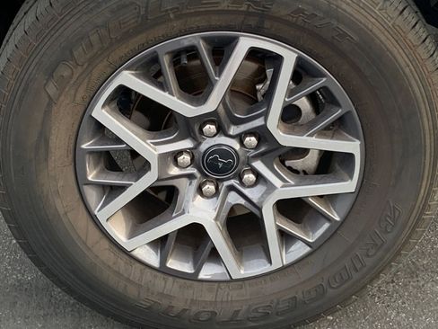 Used 2025 Jeep Wrangler Sahara image 29